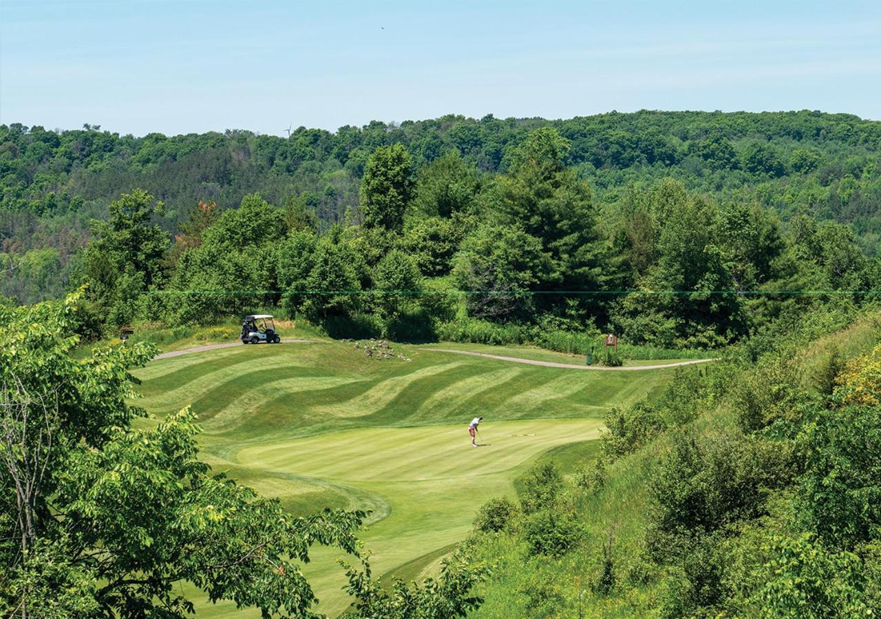 Hockley Valley Resort Orangeville Bagian luar foto
